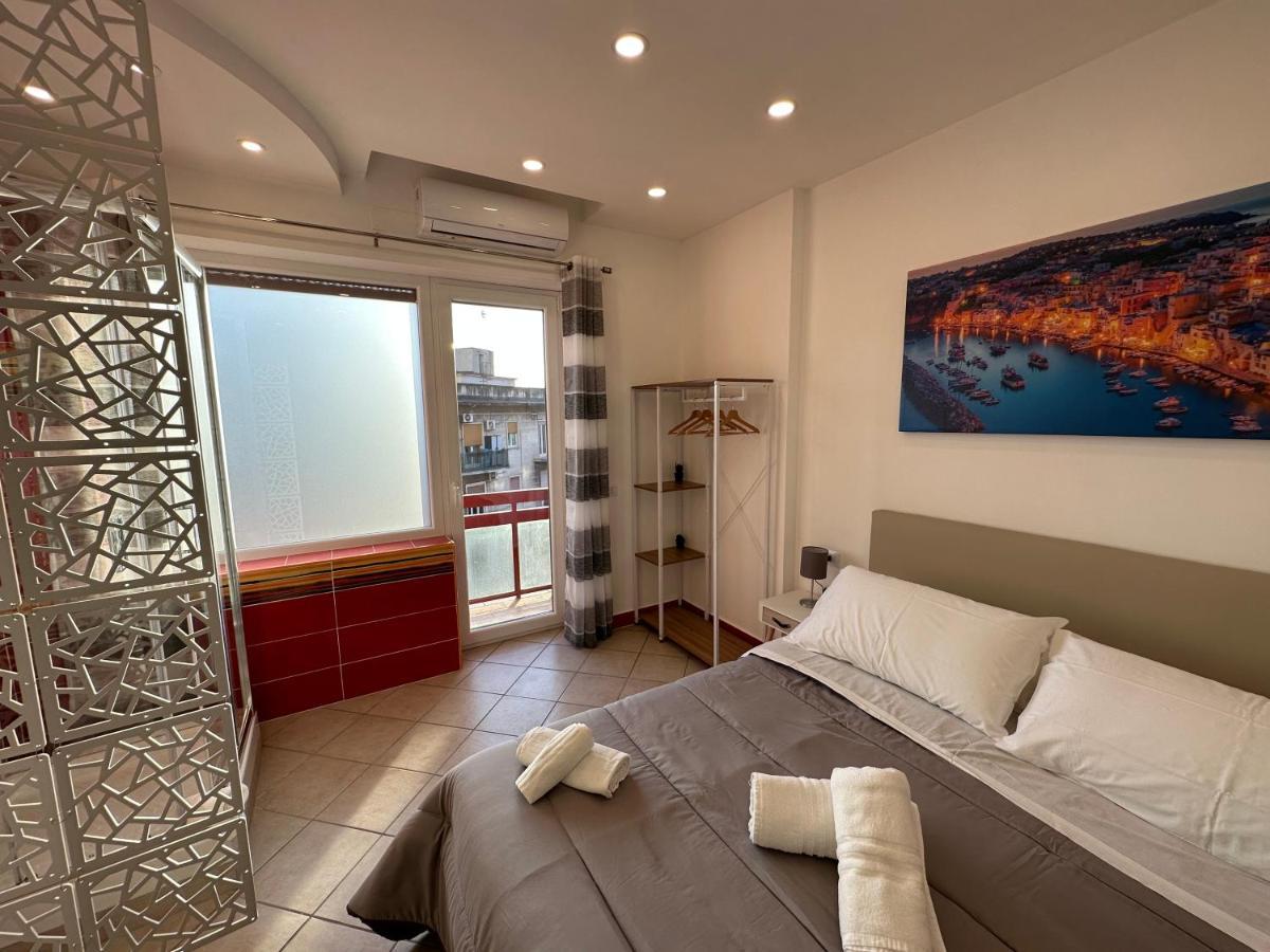 B&B Off Rooms And Relax Naples Exterior photo